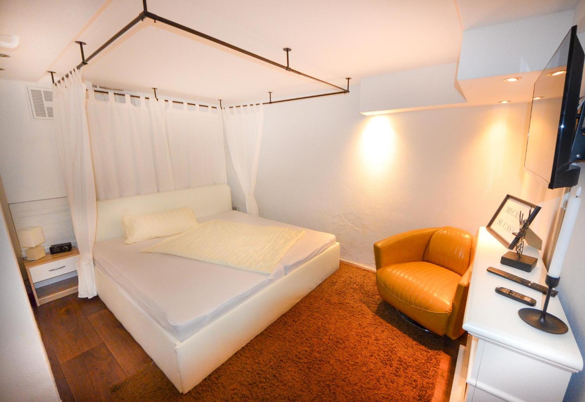Stadtjuwel Schwerin Luxus Ferienhaus In Der Altstadt Luaran gambar